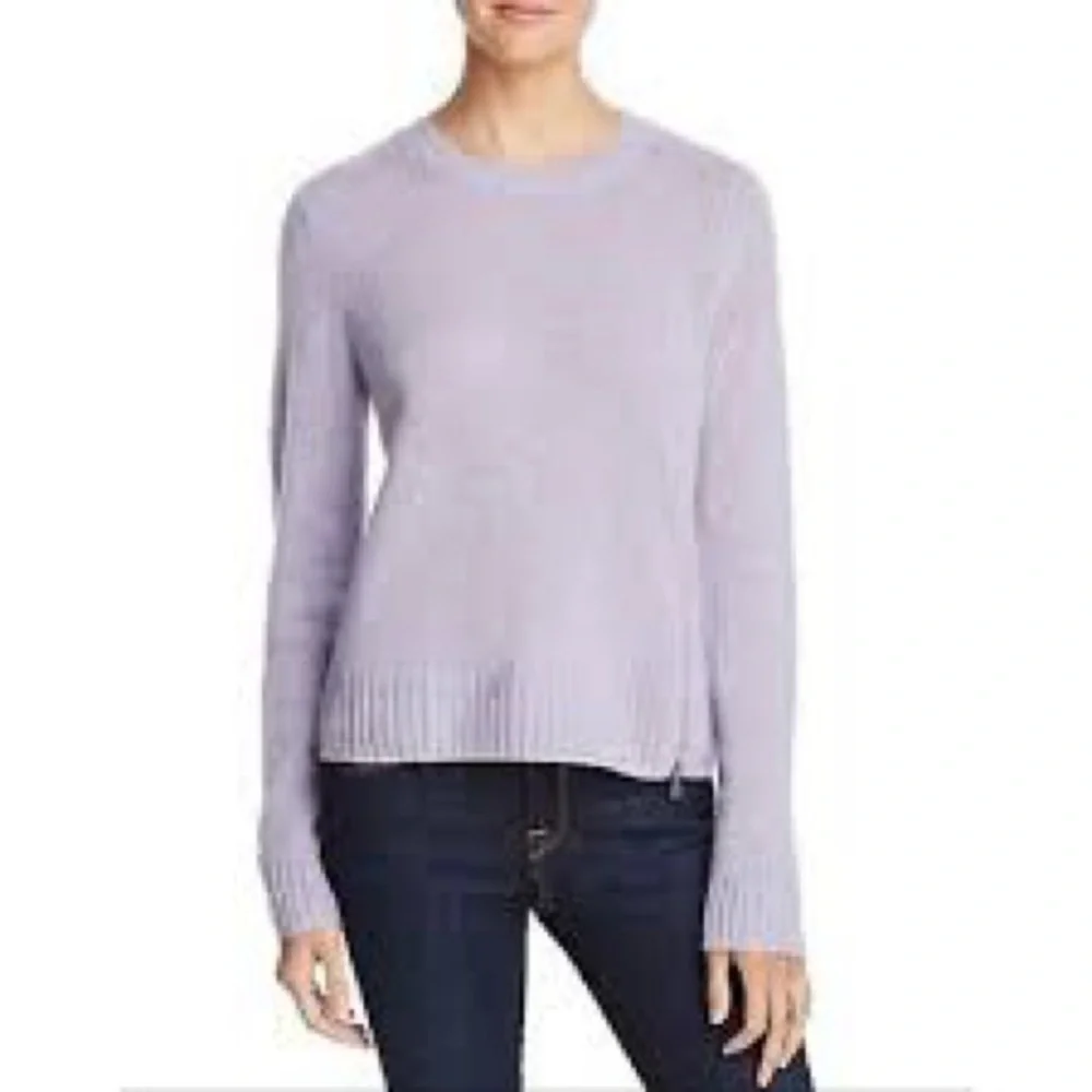 Aqua bloomingdale’s 100% Cashmere light purple sweater Small S Perfect condition - Picture 2 of 8